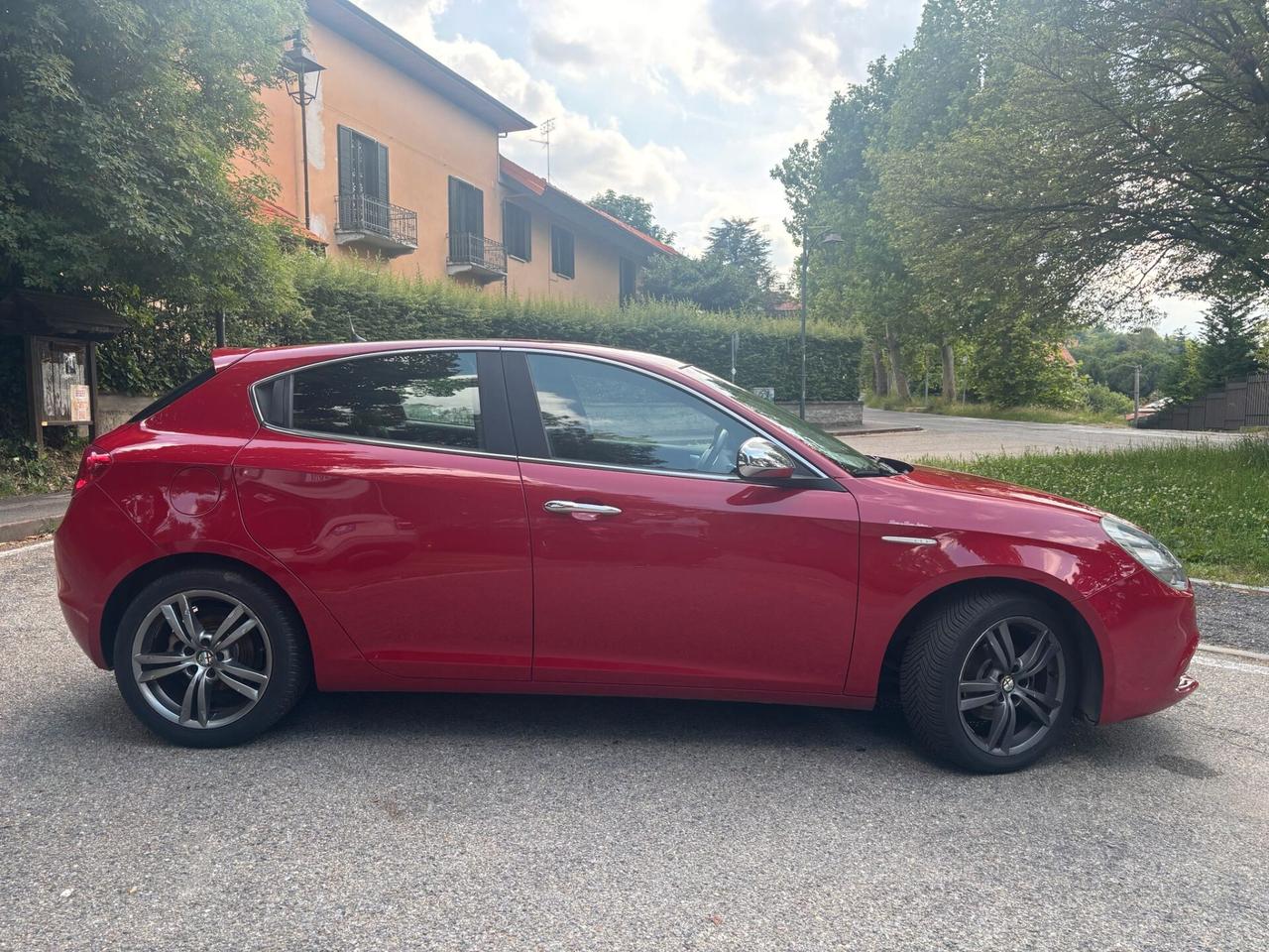 Alfa Romeo Giulietta 1.6 105 CV Exclusive NEOPATENTATI