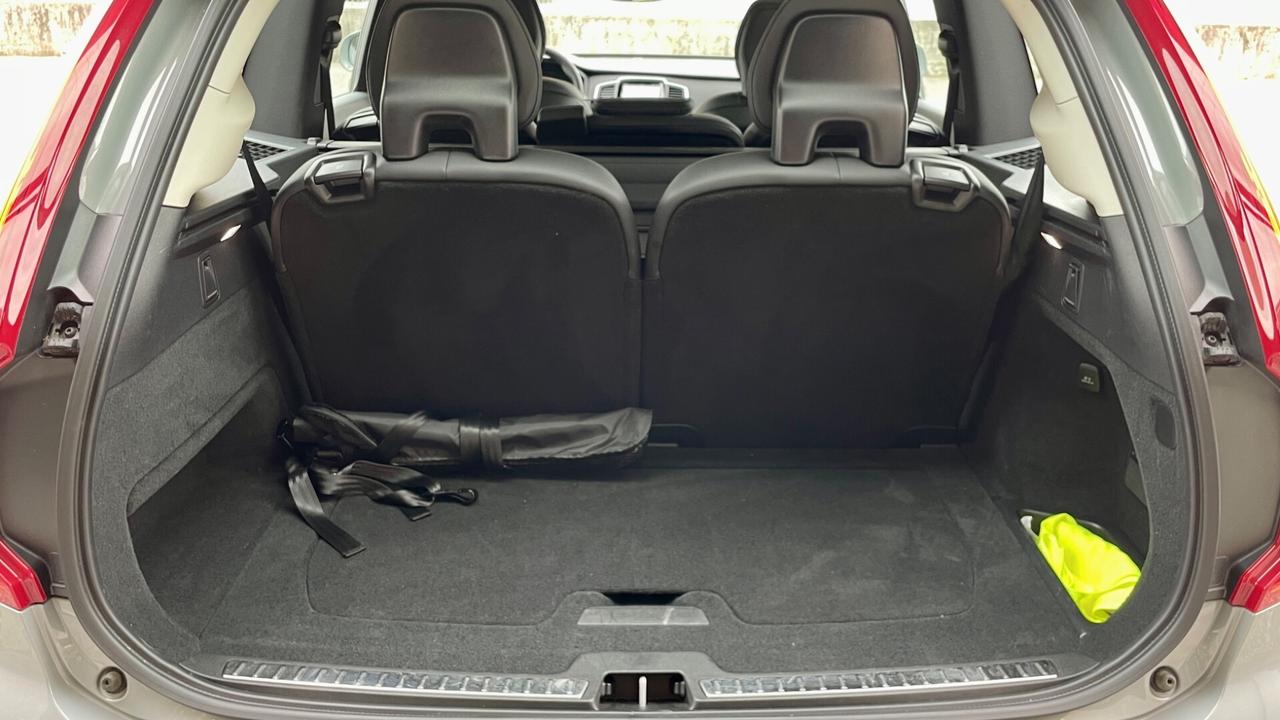 VOLVO XC 90 B5D 2.0 AWD ULTIMATE BRIGHT 235CV - 7 POSTI, PELLE, FULL LED