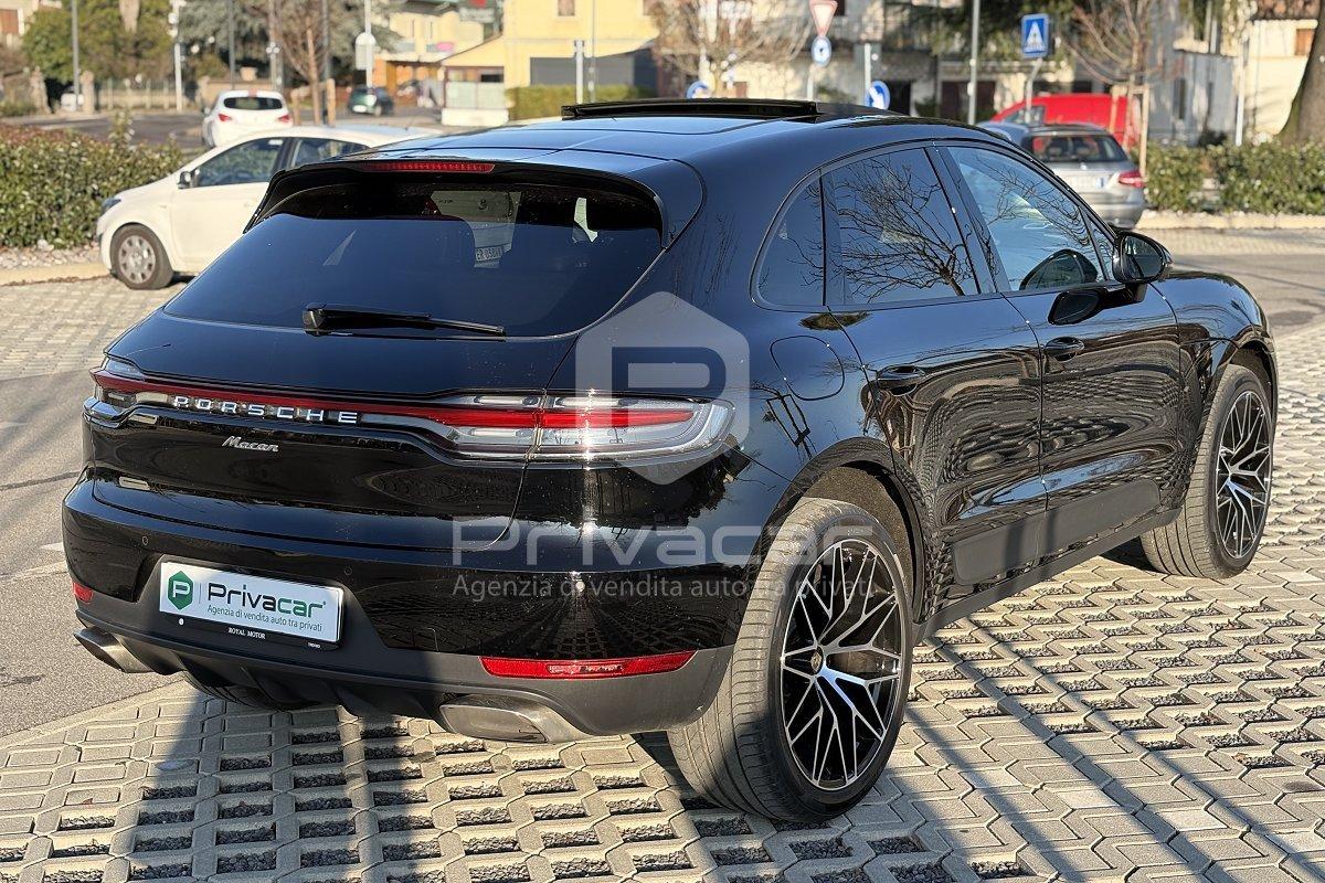 PORSCHE Macan 2.0