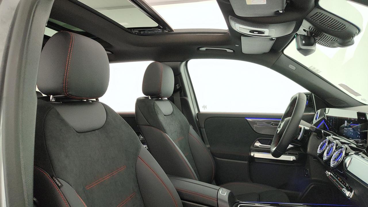 Mercedes-Benz GLB 200 d