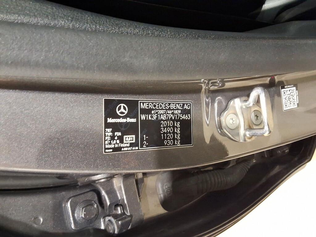 MERCEDES-BENZ A 180D NEW 115CV AUTOMATIC BUSINESS LINE ( FARI LED - CRUISE - PELLE - NAVI PREMIUM - PARK ASSIST )