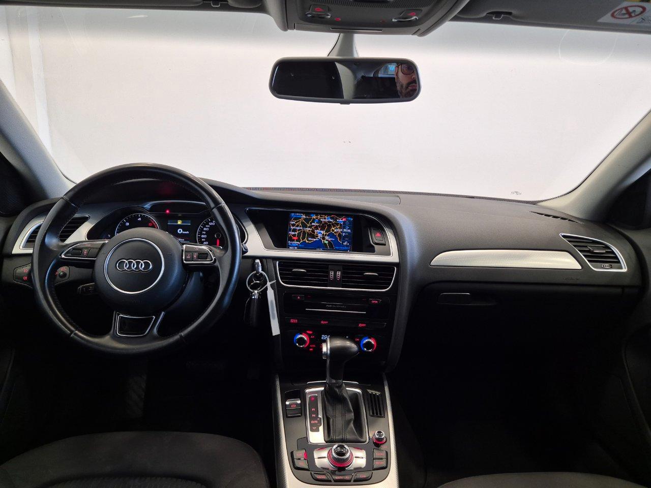 Audi A4 Avant 2.0 tdi S-Line 150cv multitronic - Cruise/Lim - Sens. Post.