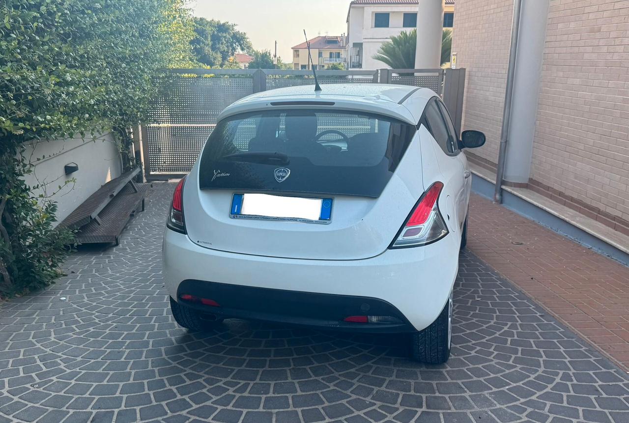 Lancia Ypsilon 1.3 MJT 16V 95 CV 5 porte S&S Gold