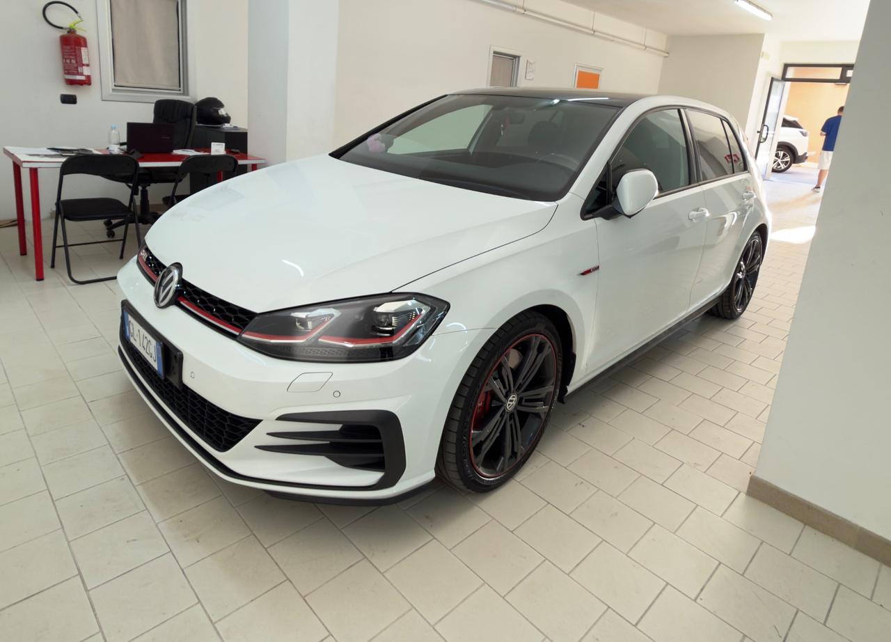 Volkswagen Golf GTI Performance 2.0 245 CV TSI DSG 5p. BMT