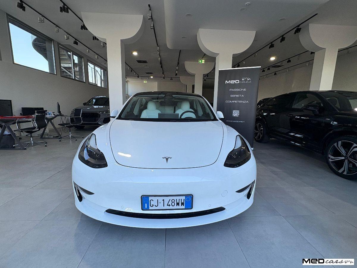TESLA - Model 3 - Long Range Performance AWD