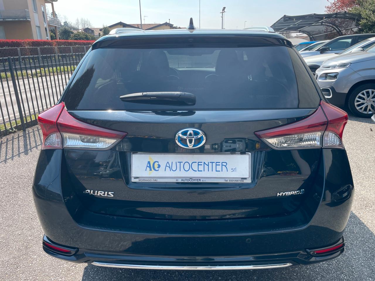 Toyota Auris Touring Sports 1.8 Hybrid Lounge