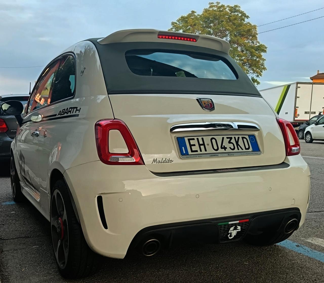 Abarth 500 C 1.4 Turbo T-Jet MTA