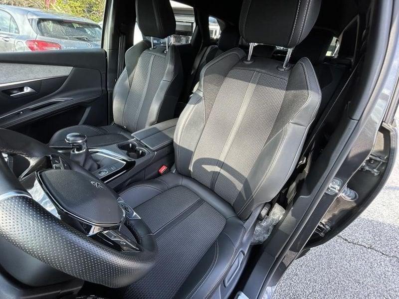 Peugeot 3008 PureTech Turbo 130 GT 18.500 KM!!