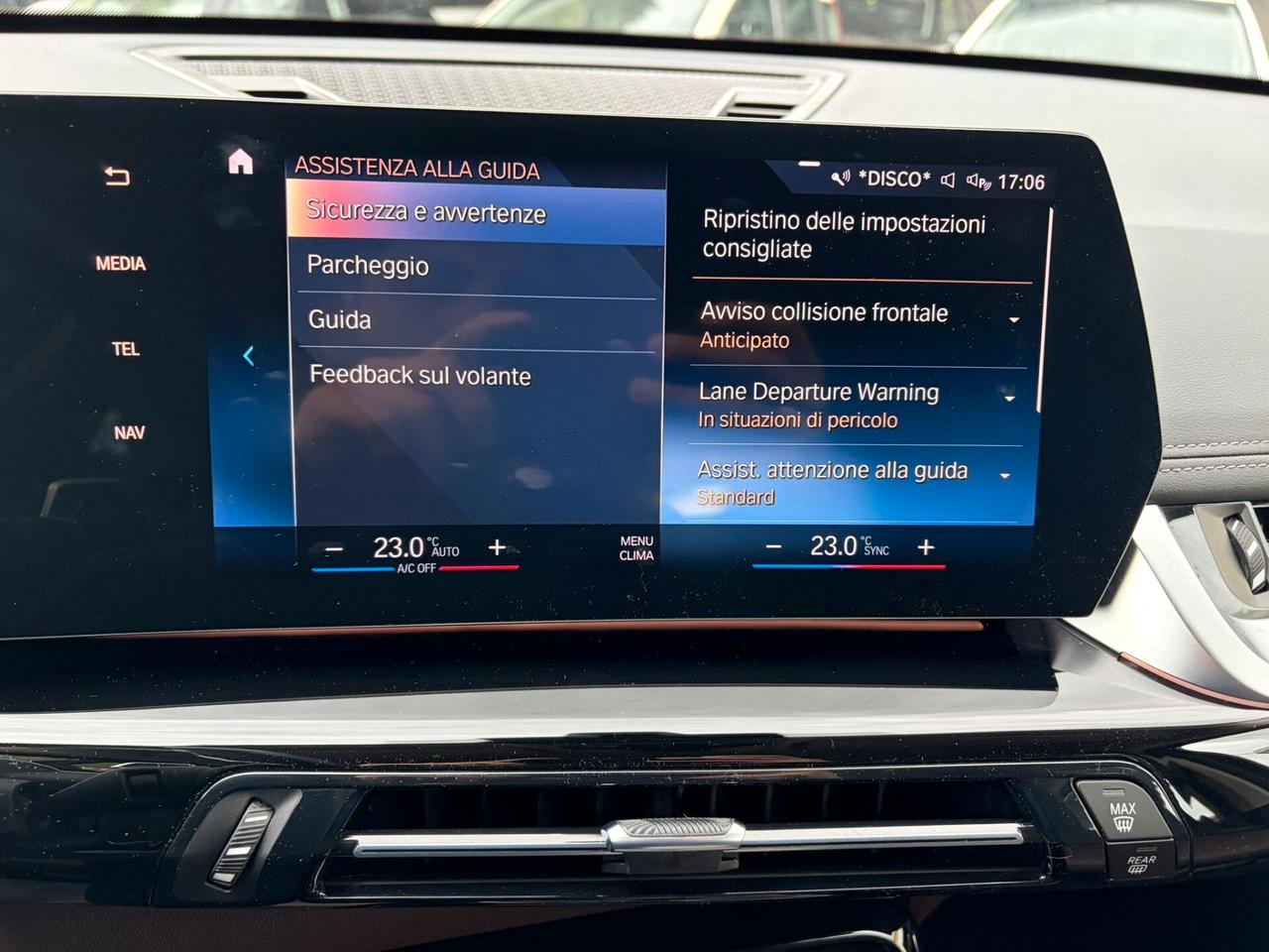 Bmw X1 sDrive 18d xLine NAVI LED PELLE ACC