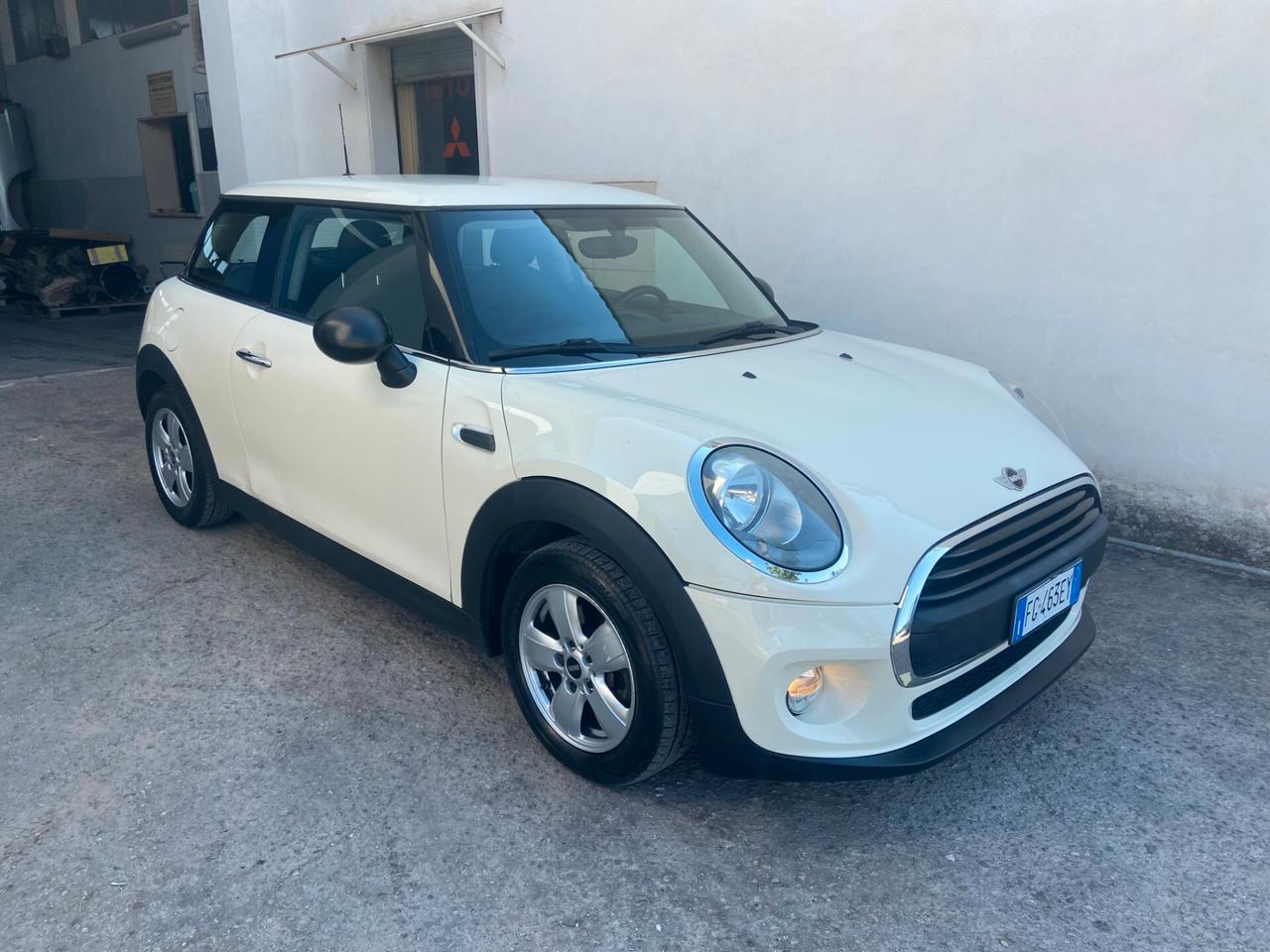 Mini 1.5 Cooper D 95 cv 2017 NEOPATENTATI