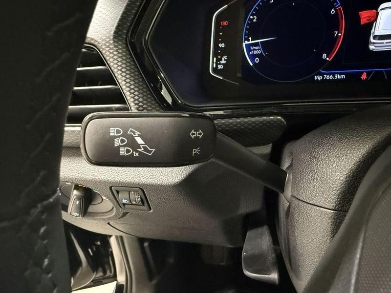 Volkswagen T-Cross T-Cross 1.0 TSI R-Line