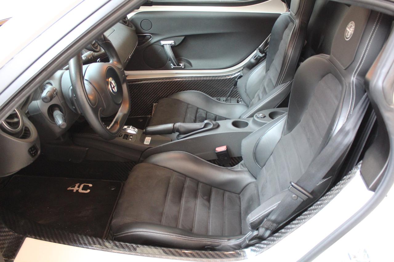 Alfa Romeo 4C LAUNCH EDITION