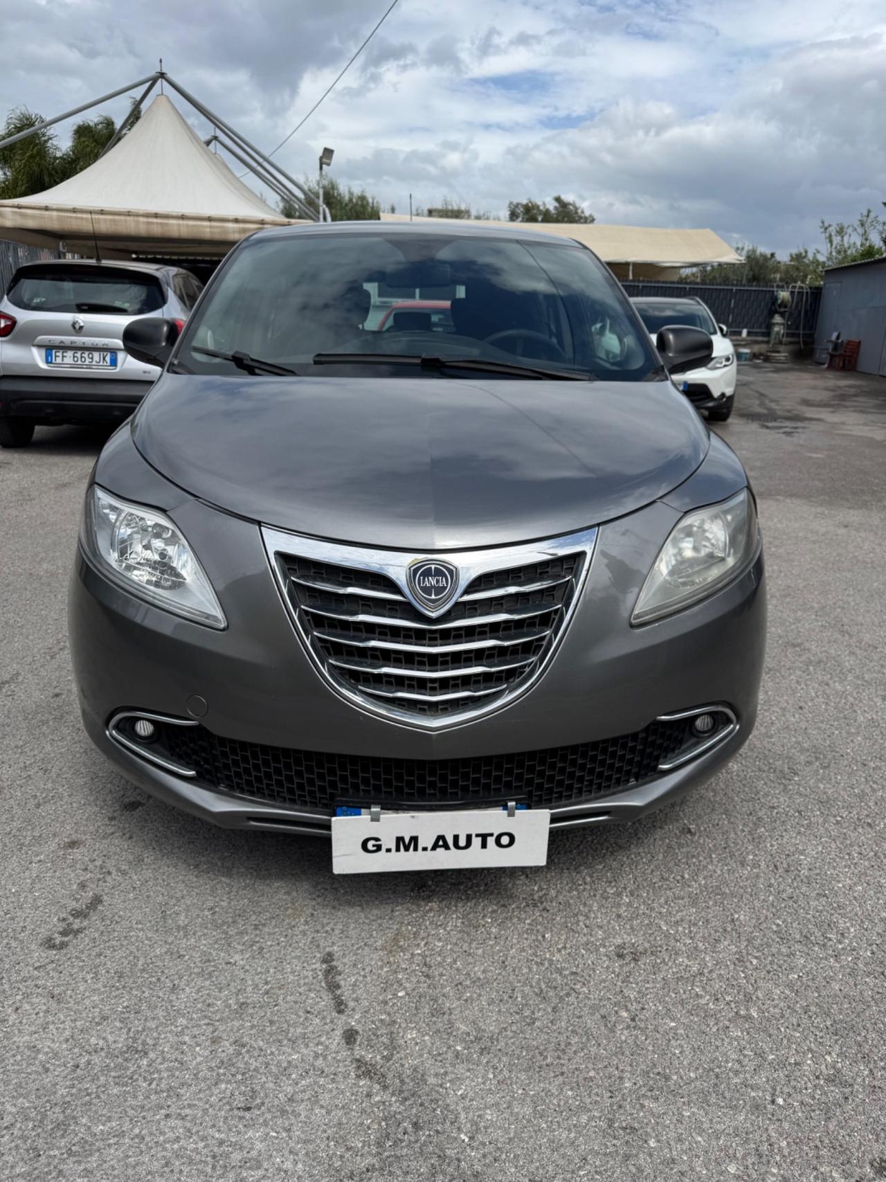 Lancia Ypsilon 1.2 69 CV GPL 2014