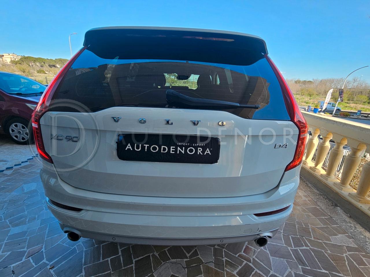 Volvo XC 90 2.0 d4 Momentum geartroniC 7 POSTI LED,PELLE,,NAVI