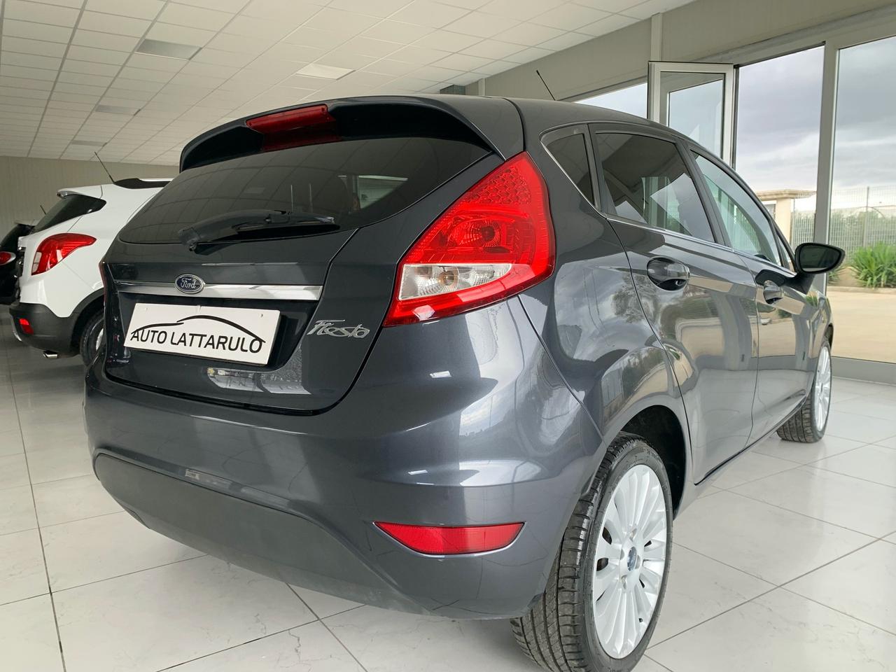 Ford Fiesta 1.4 5 porte Bz.- GPL Titanium