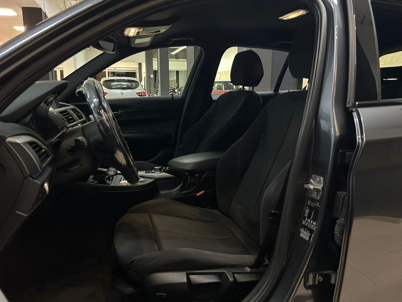 Bmw 116 116d 5p. Msport