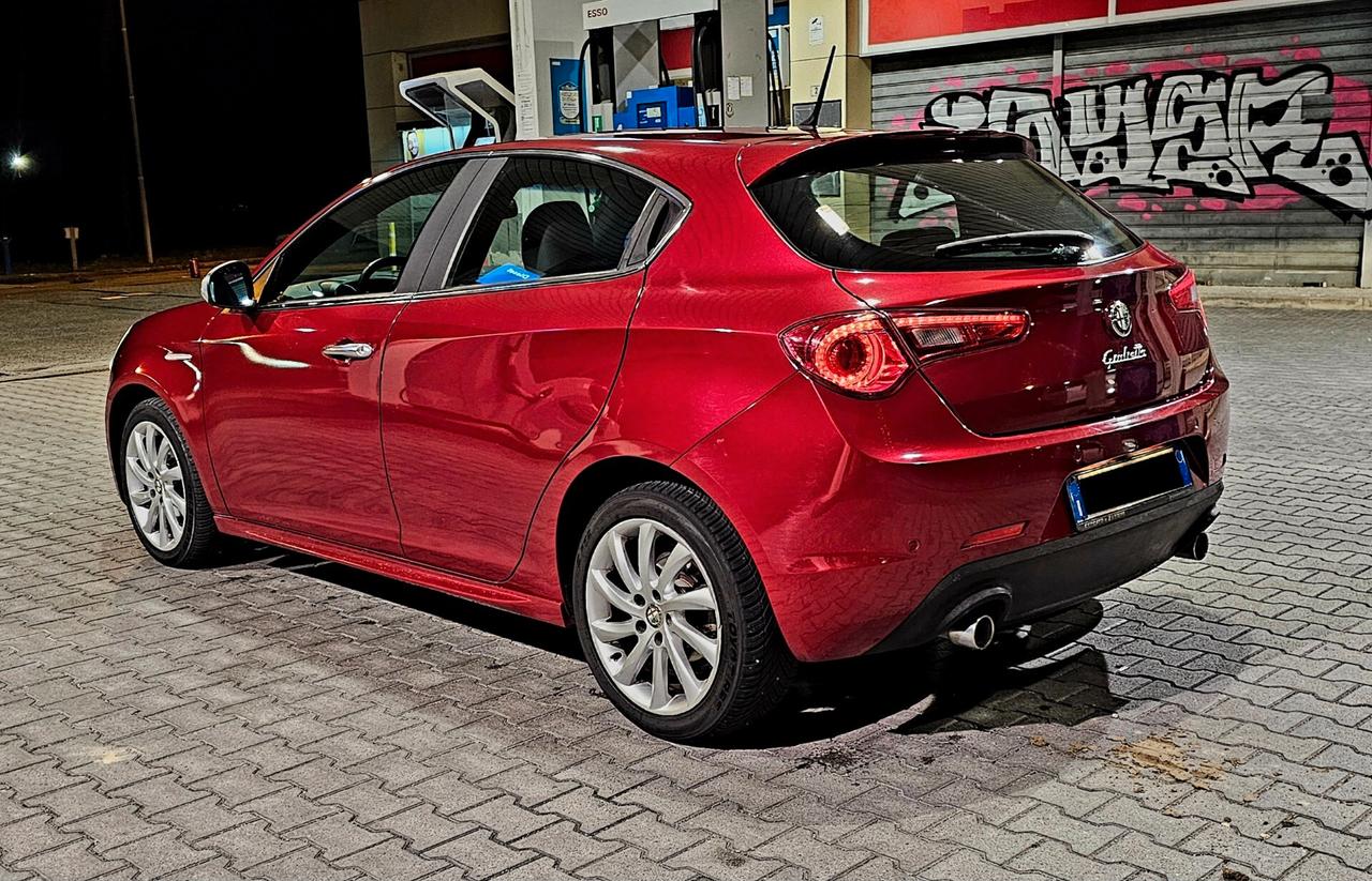 Alfa Romeo Giulietta 2.0 JTDm-2 140 CV Exclusive