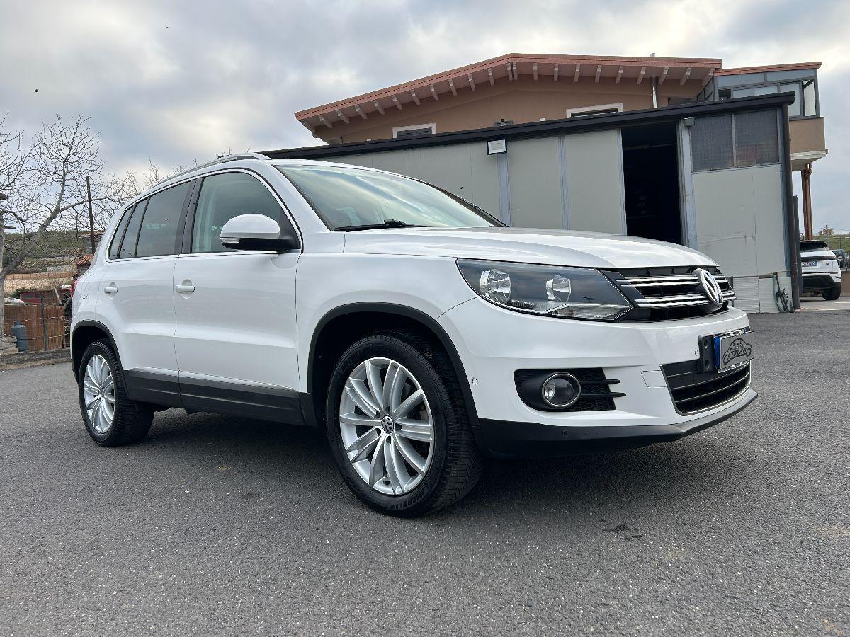 VOLKSWAGEN - Tiguan - TDI 140 CV Sport & Style BlueMotion Technology TETTO