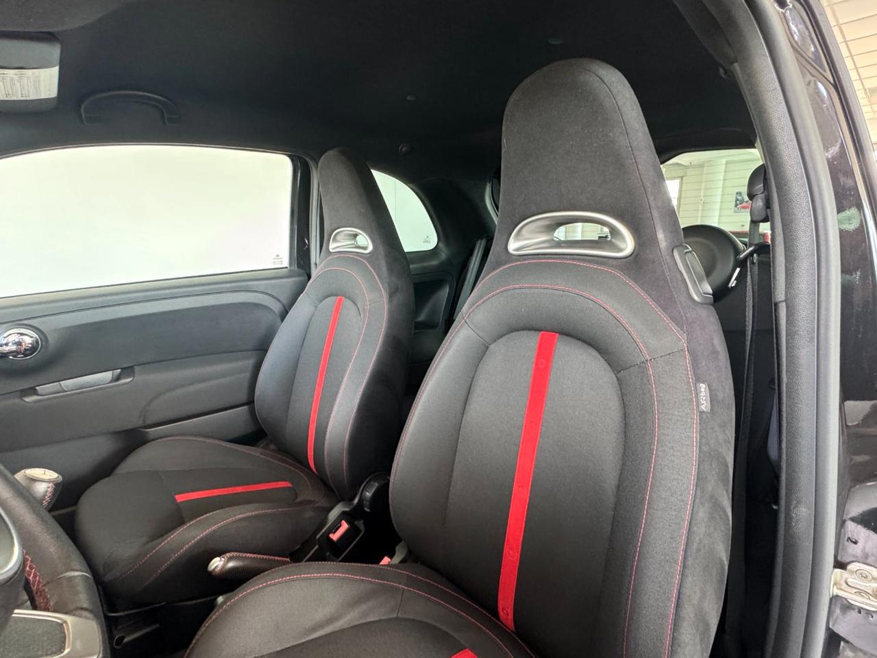 Abarth 500 1.4 T-jet 135cv Custom