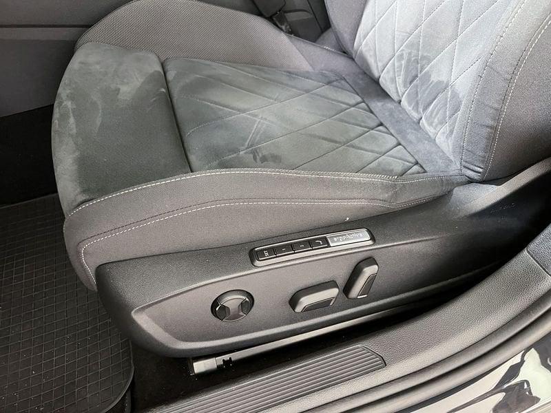 Volkswagen Golf Golf 1.5 TGI DSG Style