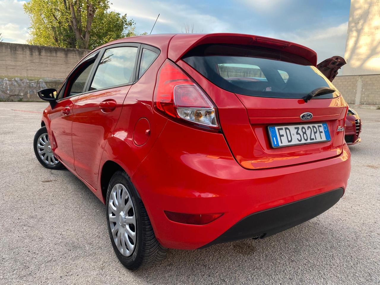 Ford Fiesta 1.5 TDCi 75CV 5 porte Titanium full 2016