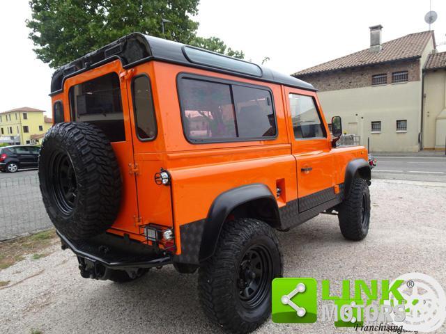 LAND ROVER Defender 90HT TURBO