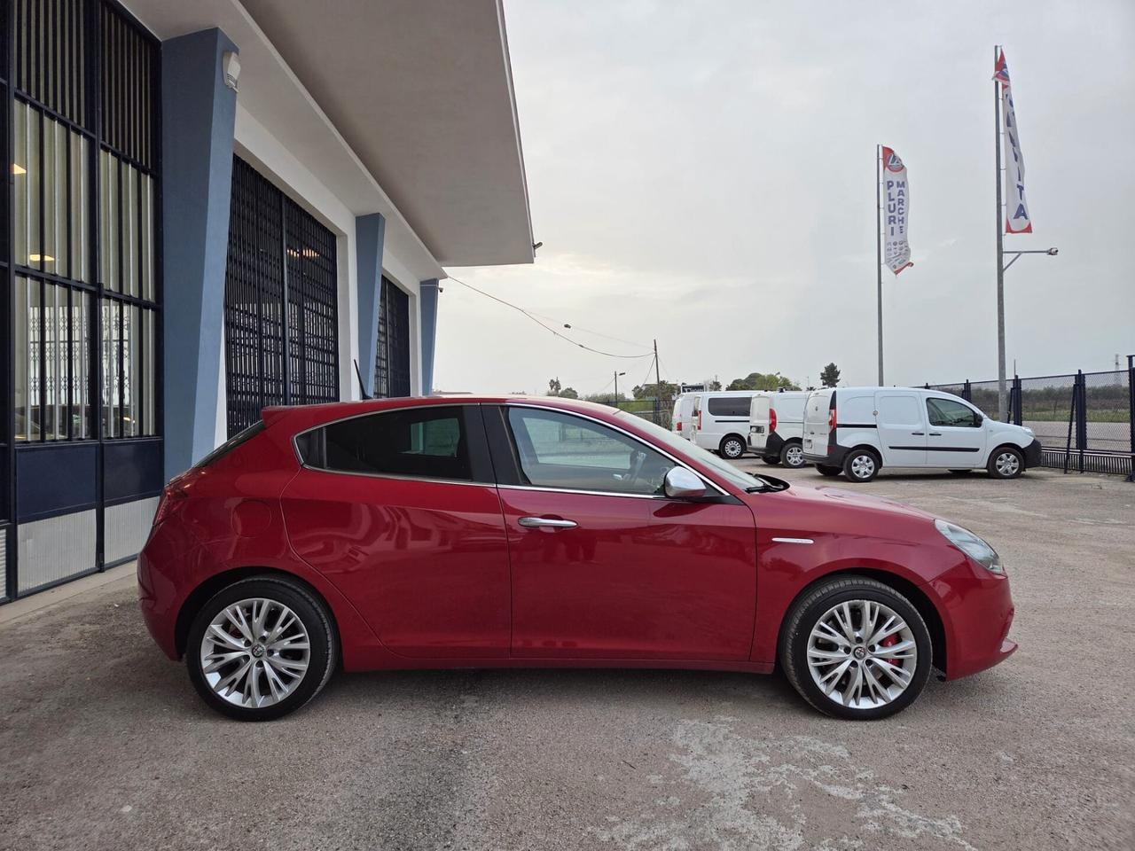 Alfa Romeo Giulietta 1.6 JTDm-2 120 CV Distinctive