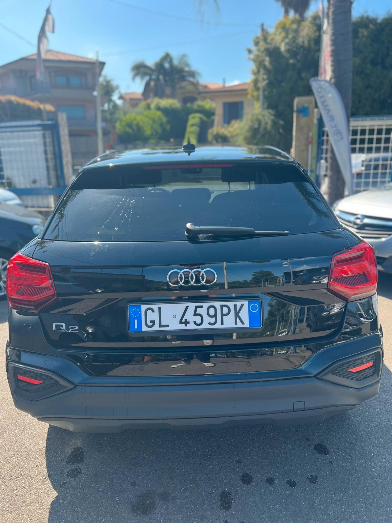 Audi Q2 35 TDI quattro S tronic Identity Black