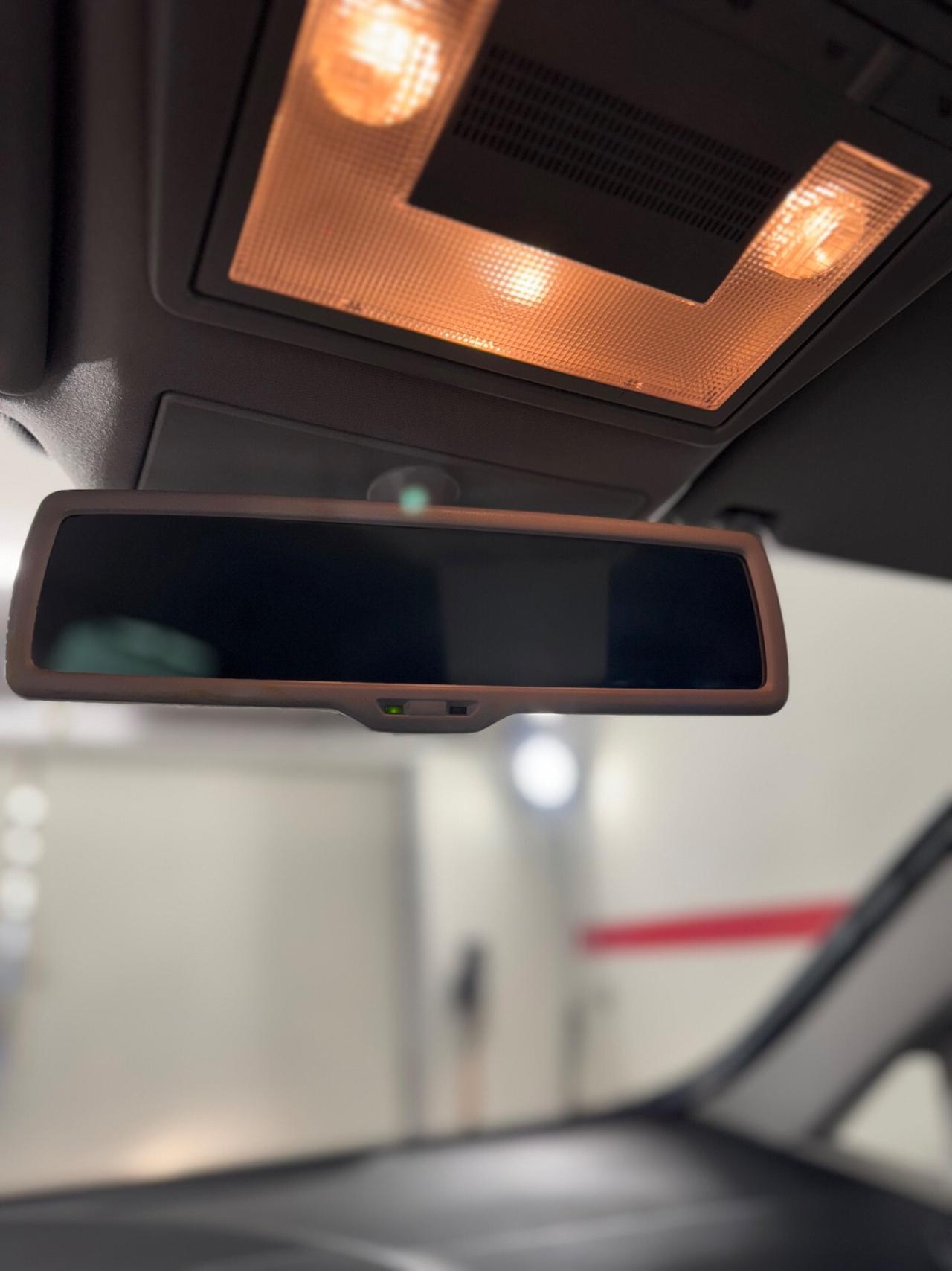 Seat Altea XL 1.6 TDI 105 CV Tv interna