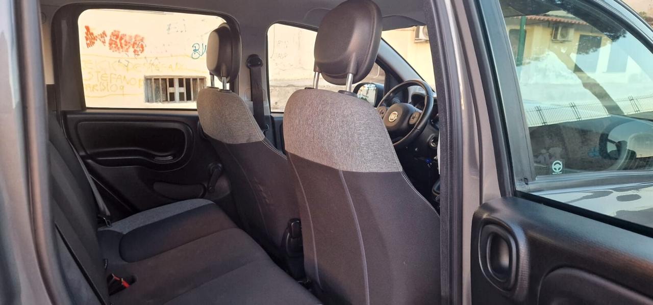 Fiat Panda 1.0 FireFly S&S Hybrid 2022 49.000KM CON BLOCKSHAFT