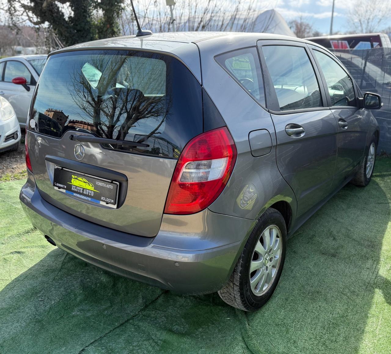 Mercedes CLASSE A 160 BENZINA 2011 BLUEFFICENCY NEOPATENTATI