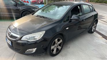 Opel Astra 1.7 CDTI 110CV 5 porte