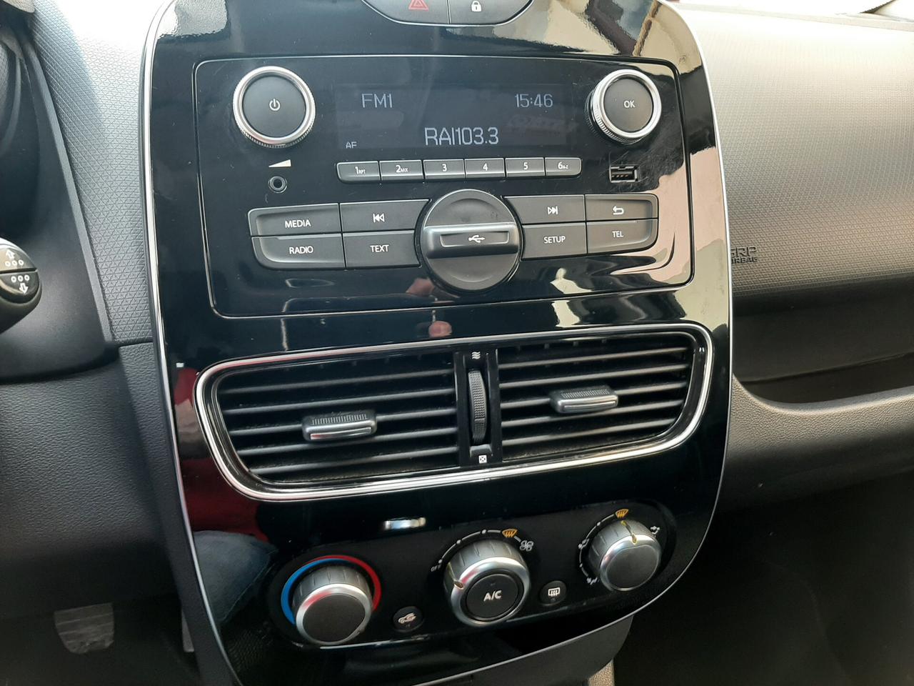 Renault Clio TCe 12V 75 CV 5p Generation