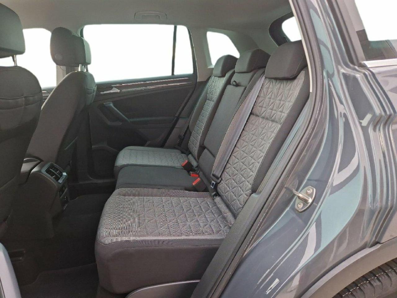 Volkswagen Tiguan 1.4 tsi eh life dsg