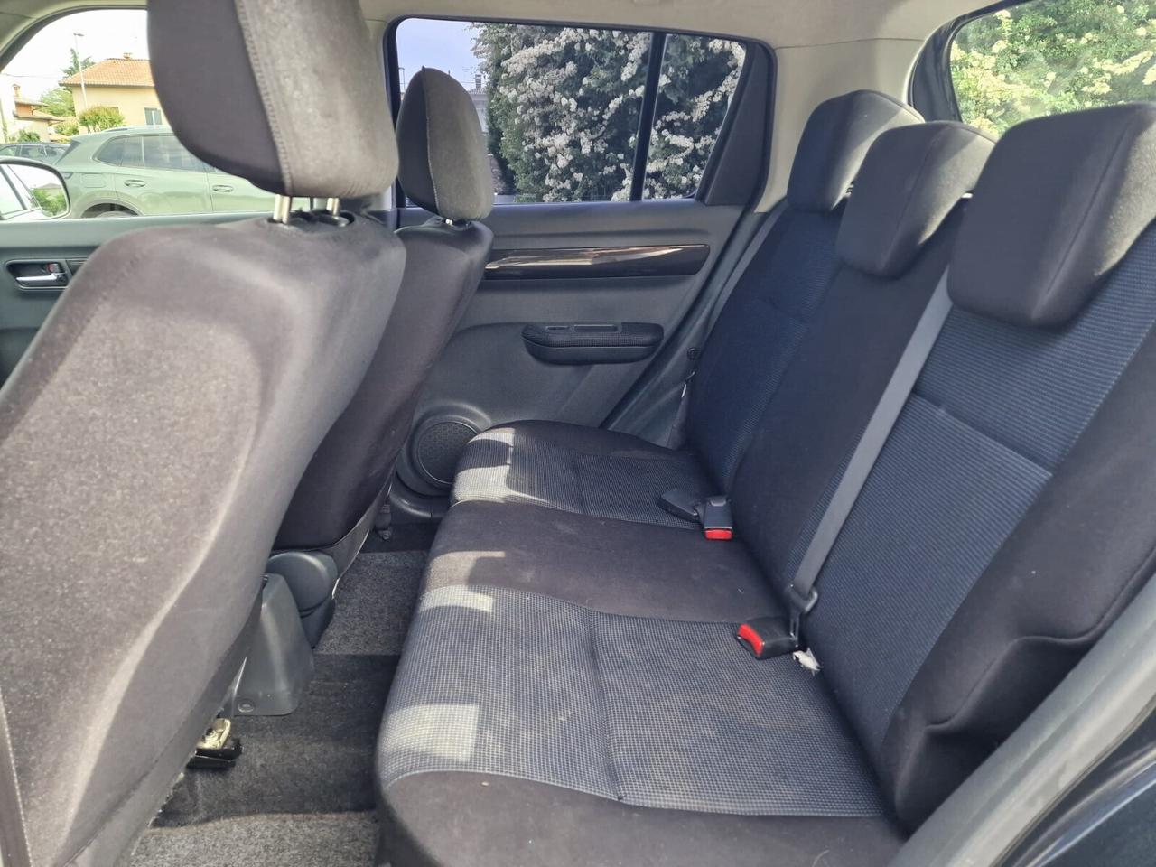 Suzuki Swift 1.3 4x4 5p. GL