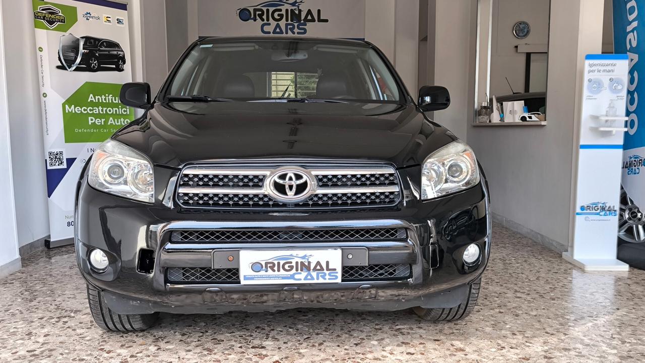 Toyota RAV 4 RAV4 2.2 D-4D 177 CV Luxury