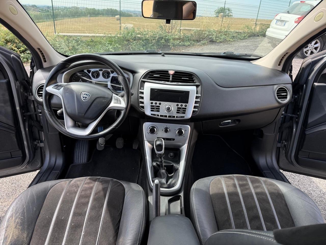 Lancia Delta 1.6 MJT DPF 105 CV Gold