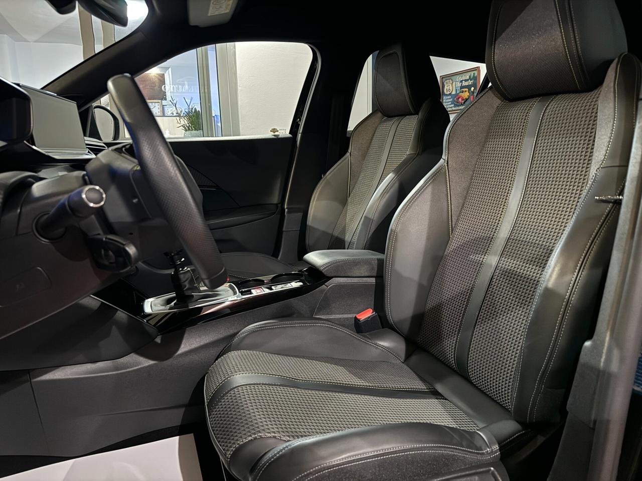 PEUGEOT 2008 1.5 BLUEHDI 110CV GT 2022