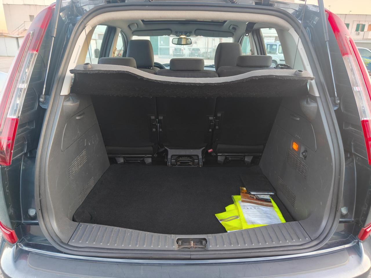 Ford C-Max 1.6 TDCi 110CV Titanium