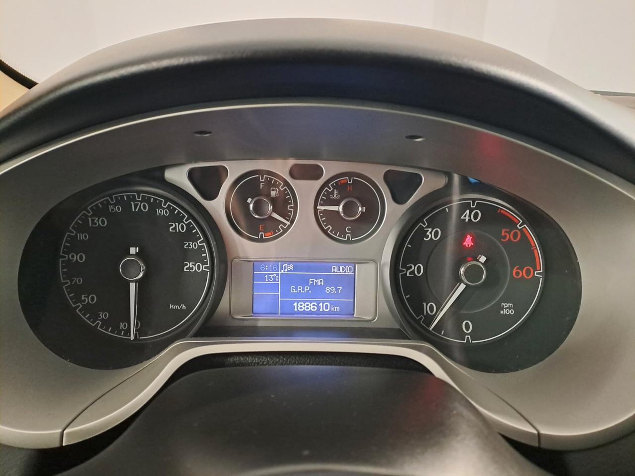 Lancia Delta 1.9 MJT Twinturbo DPF Platino