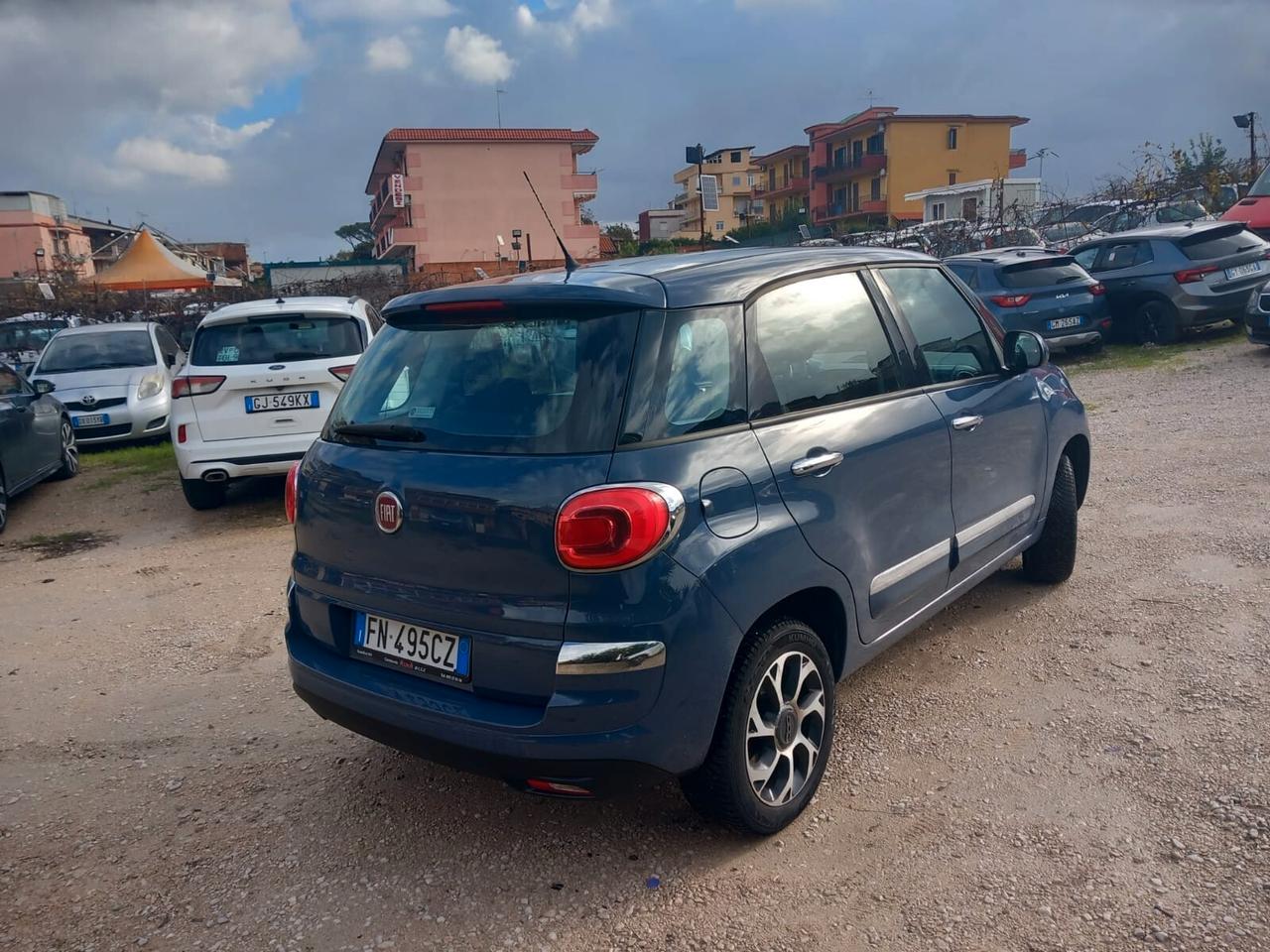 Fiat 500L Wagon 0.9 TwinAir Turbo Natural Power Lounge