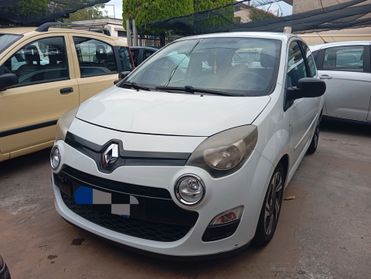 Renault Twingo 1.2 16V permute finanziabile