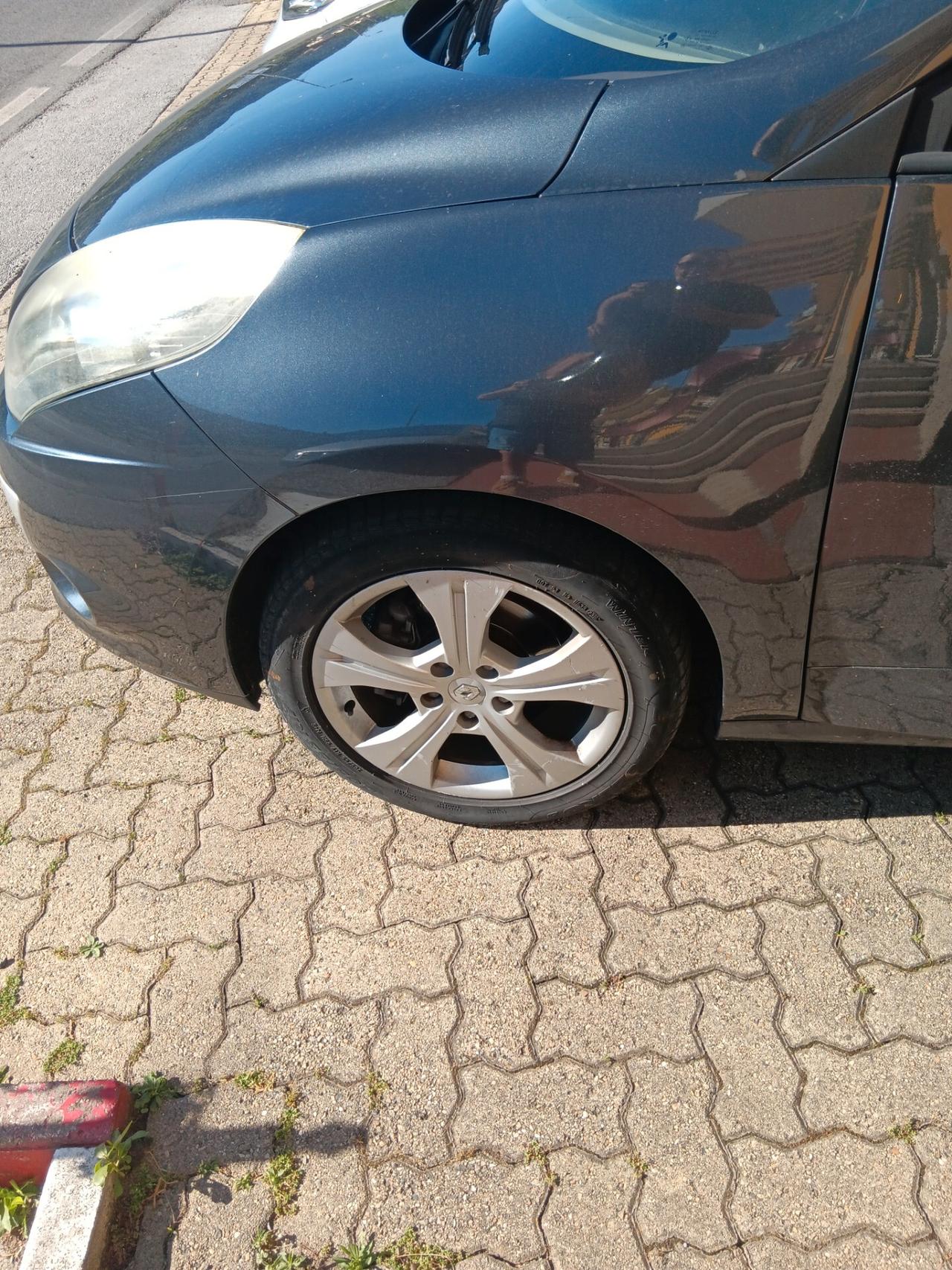 Renault Scenic Scénic X-Mod 1.5 dCi 110CV Luxe automatic