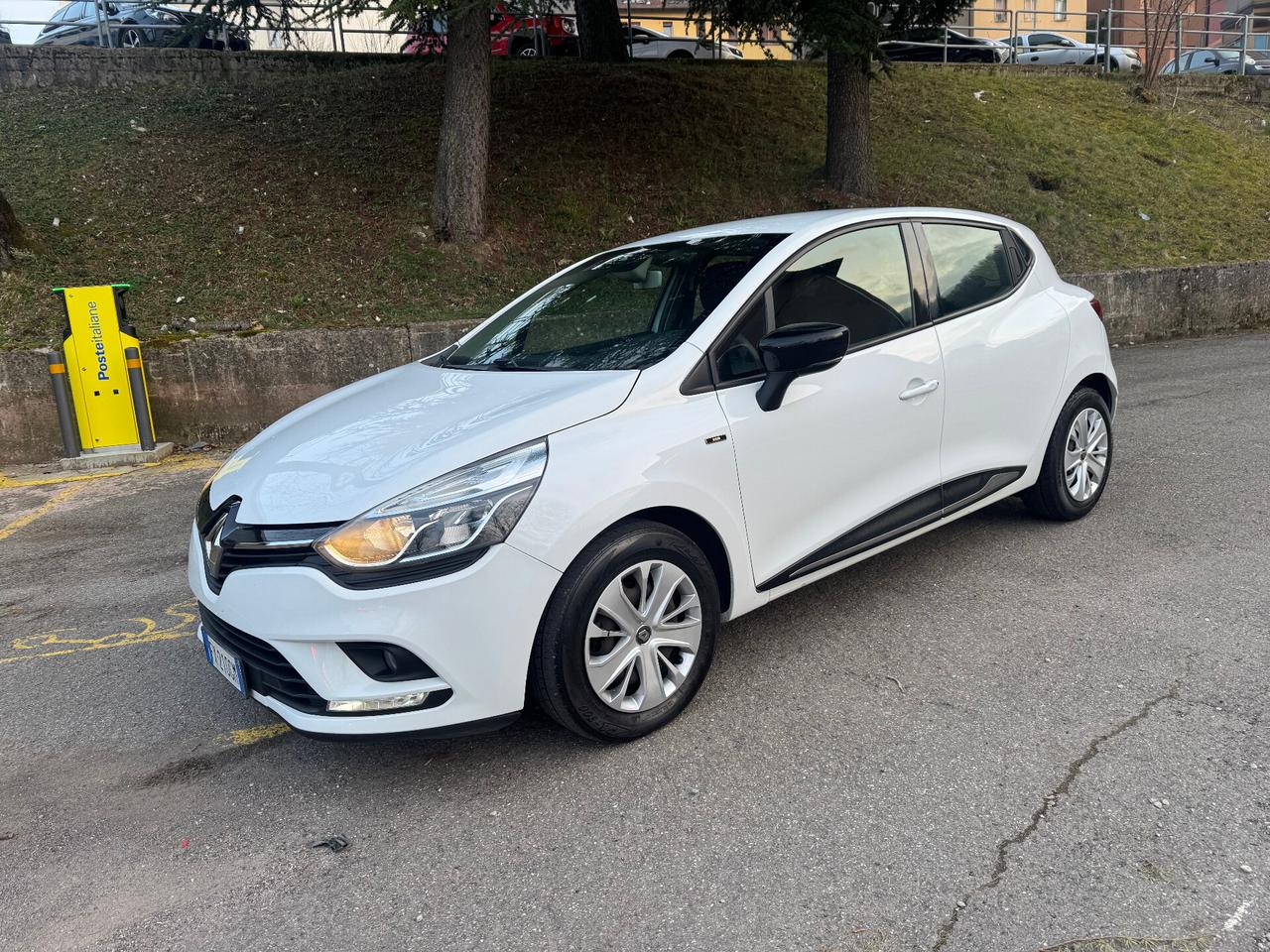 Renault Clio TCe 12V 75 CV 5 porte Moschino Life 07/2019
