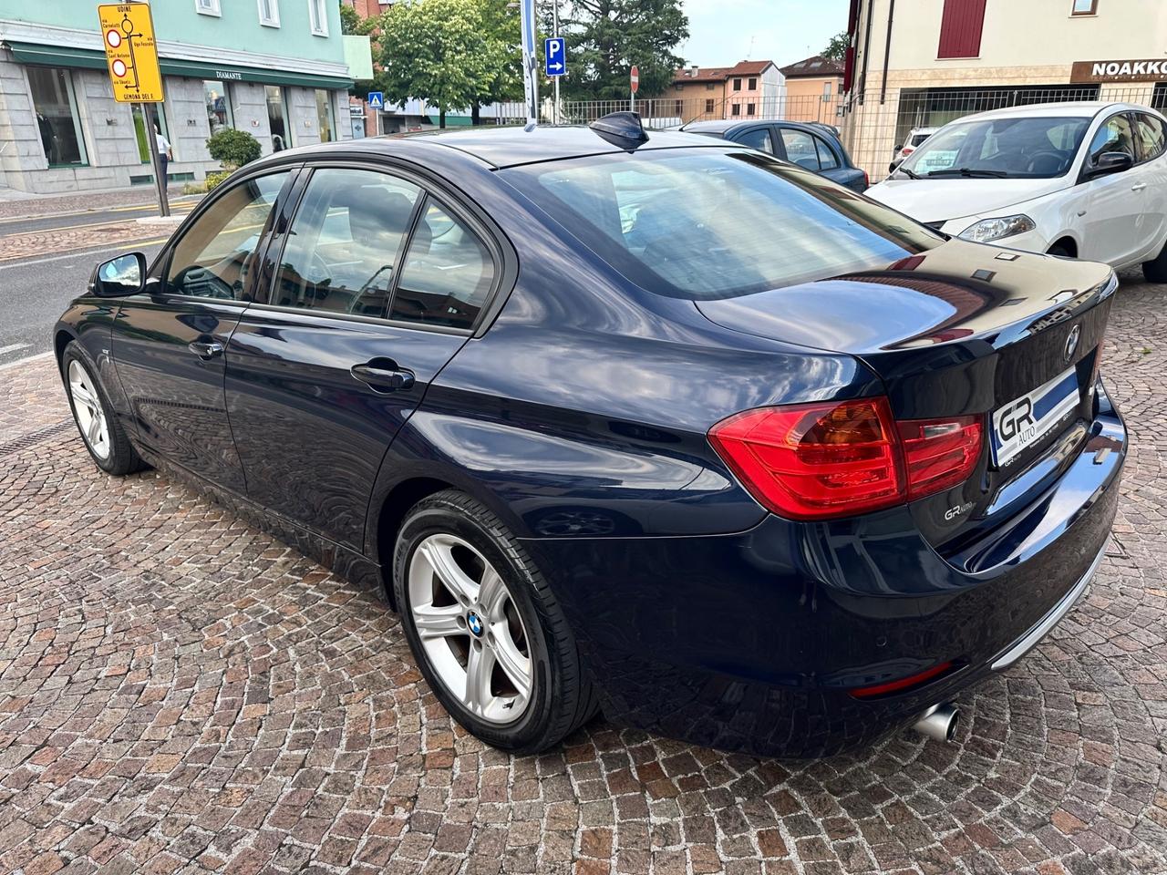 Bmw 316d - 2.0d 116Cv Aut Modern