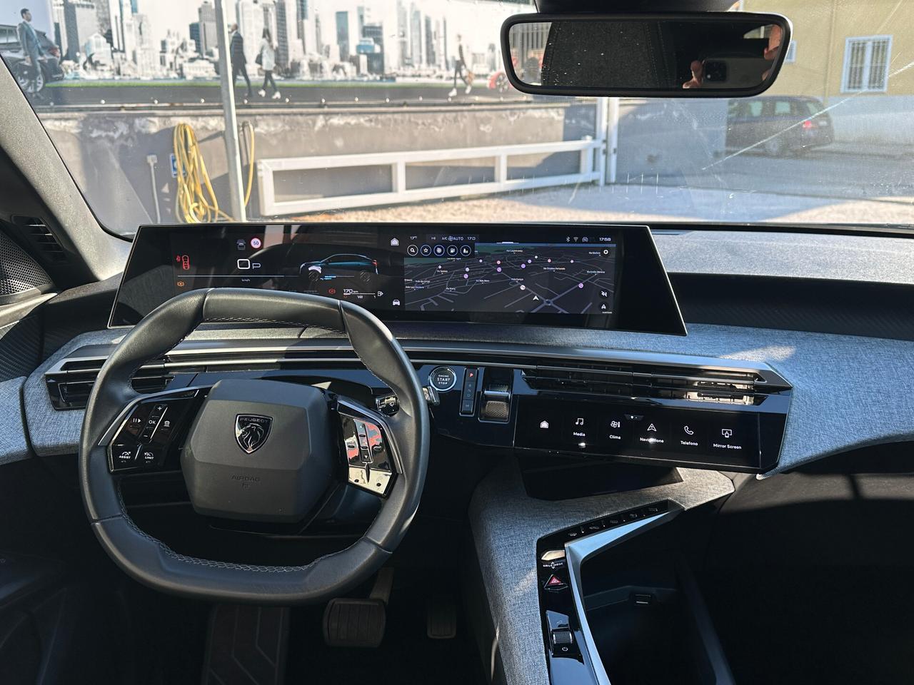 Peugeot 3008 benzina-Hybrid 136 CV e-DCS7 Allure Essence