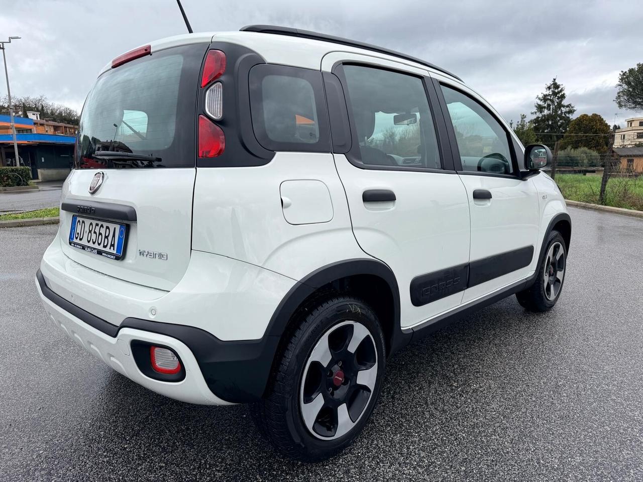 Fiat Panda 1.0 FireFly S&S Hybrid City Cross