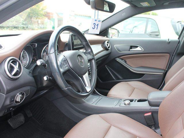 MERCEDES-BENZ GLA 220 CDI Automatic 4Matic Sport