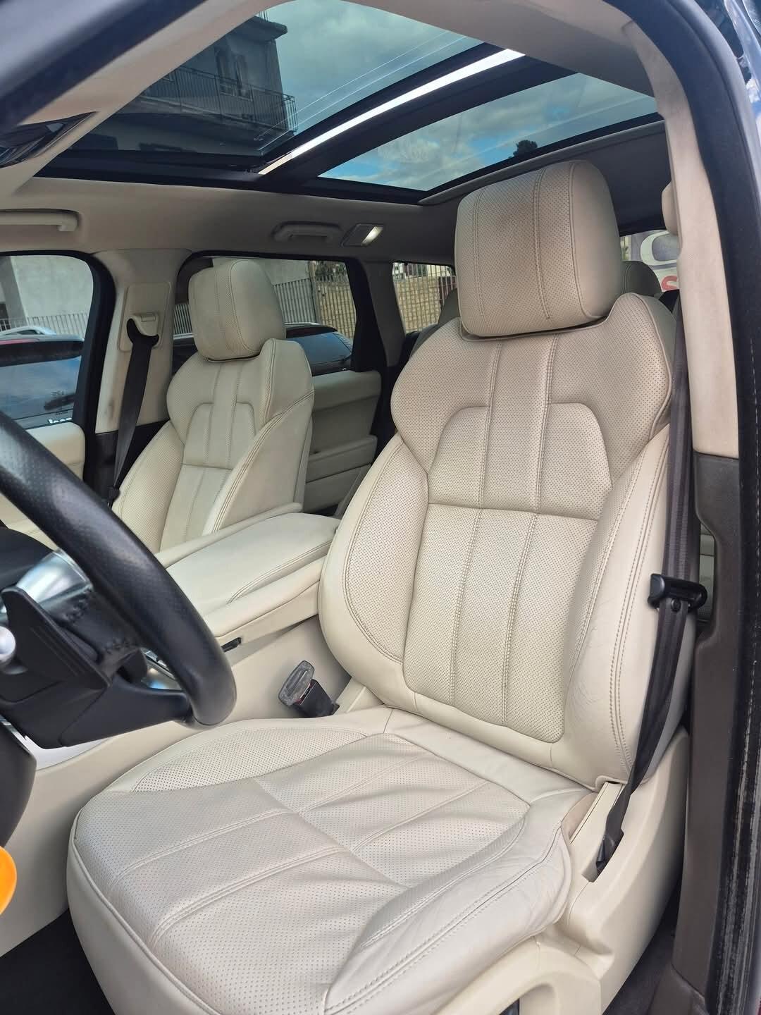 Land Rover Range Rover Sport Range Rover Sport 3.0 TDV6 HSE