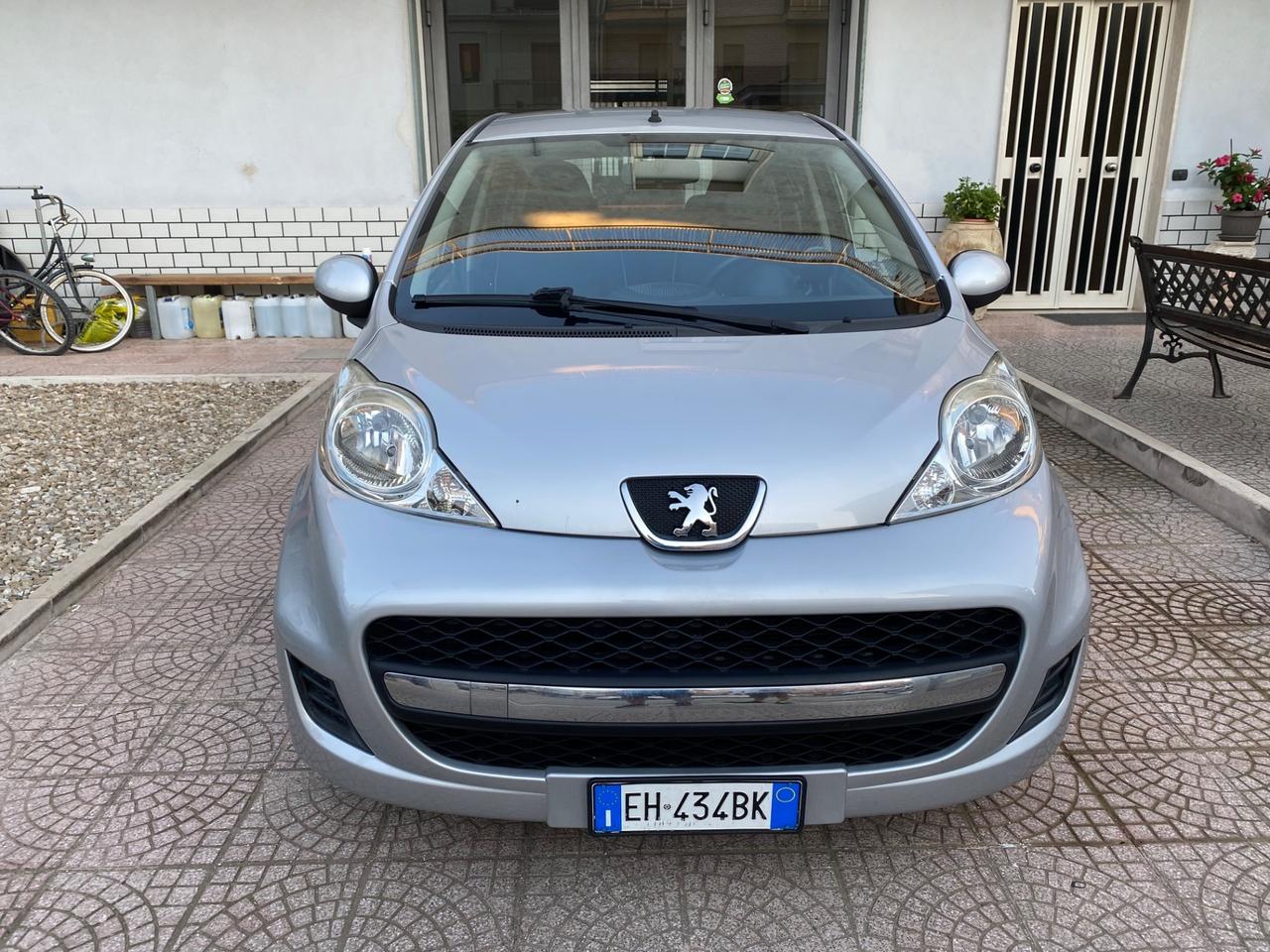 Peugeot 107 1.0 68CV 5p. Allure